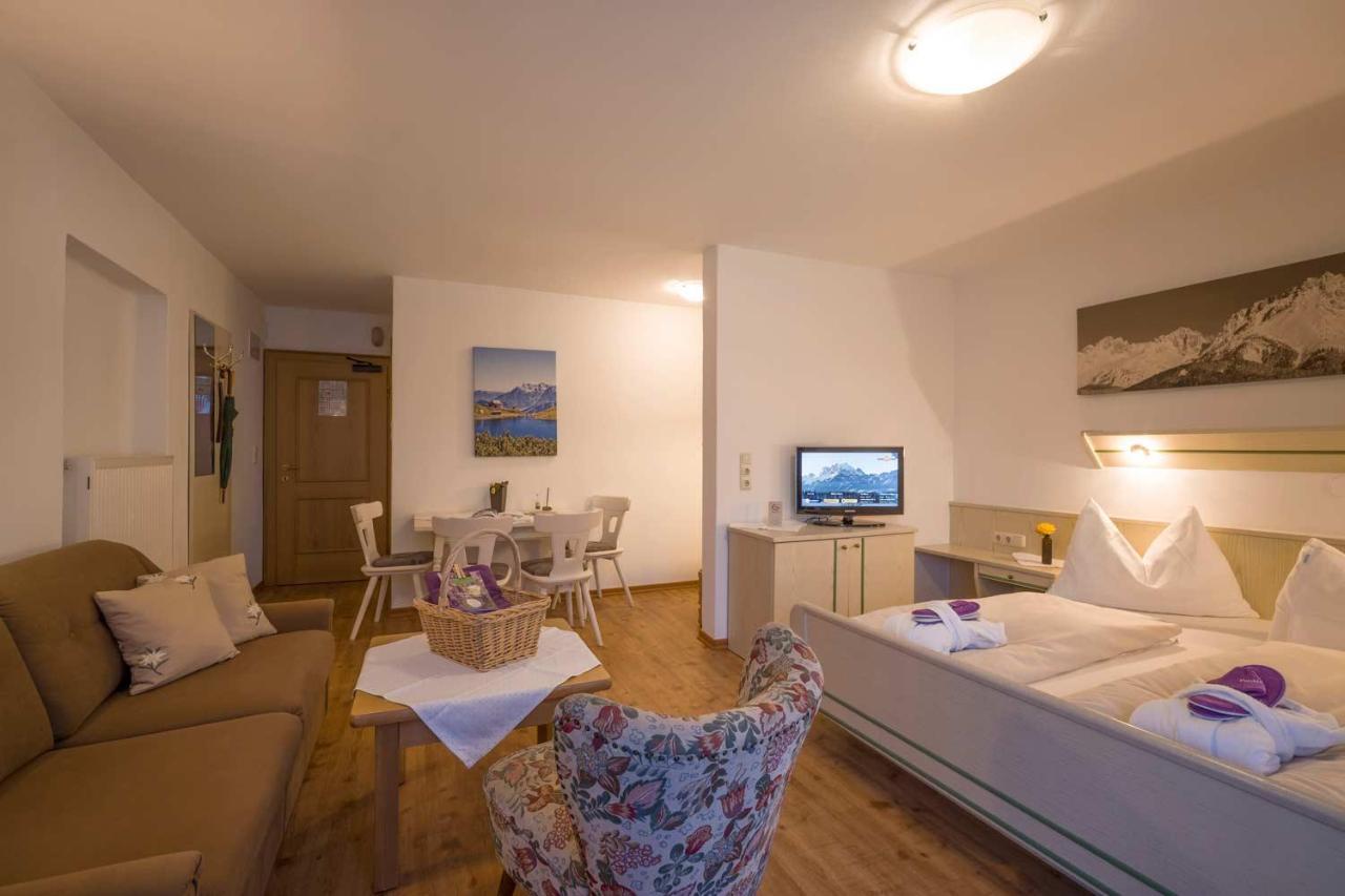 Appartements Am Roemerweg Оберндорф-ин-Тирол Екстериор снимка